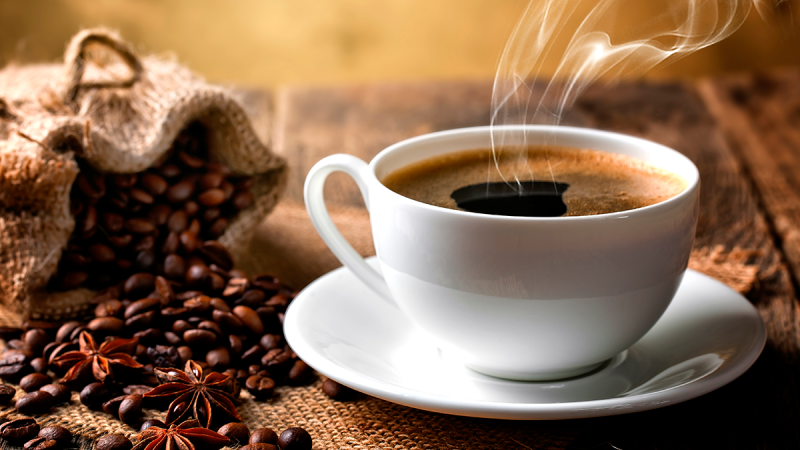 Café Nacional e Internacional de cápsula ou para moinho. O prazer de um bom café a baixo custo.